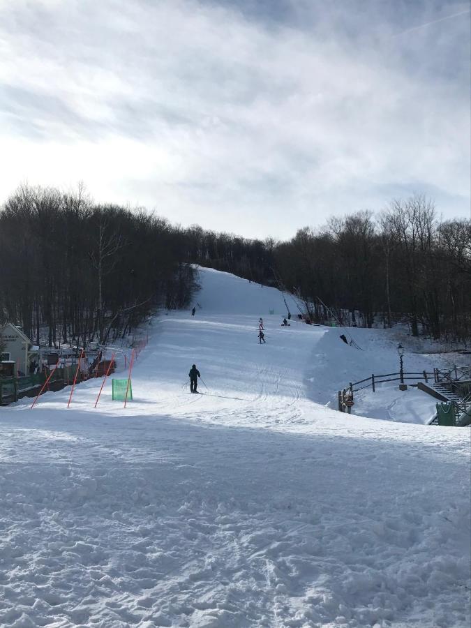 Jiminy Peak Mountain Resort Ханкок Экстерьер фото